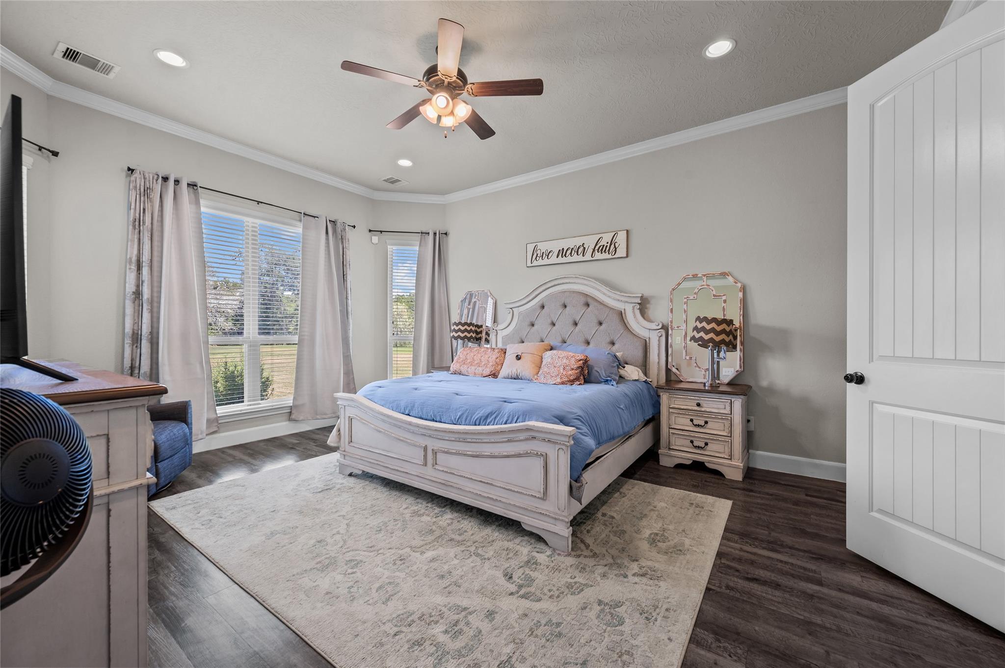 6726 Mulberry Bayou Drive