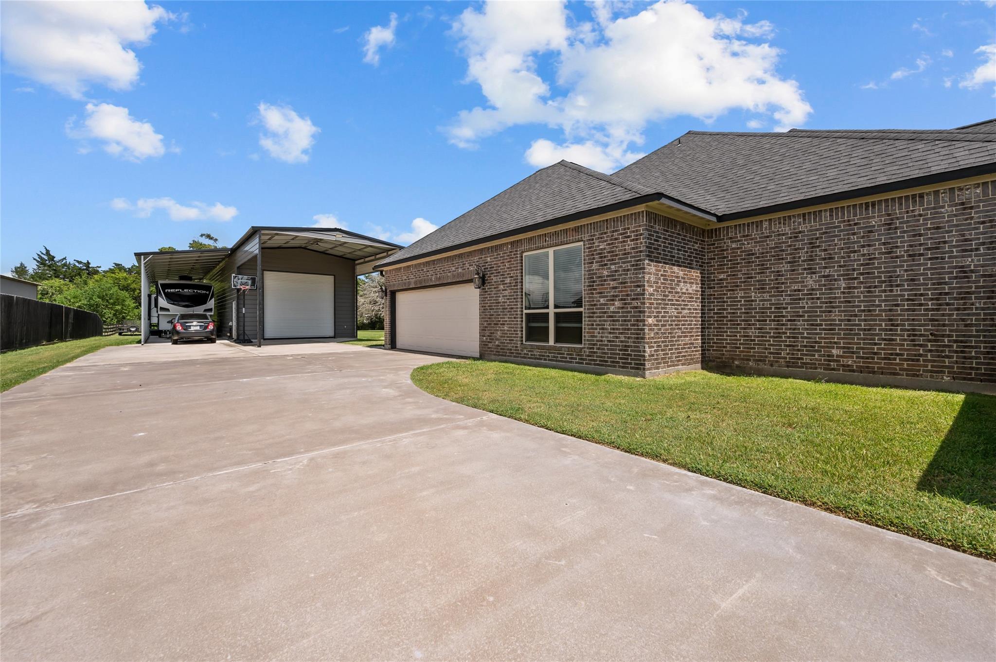 6726 Mulberry Bayou Drive