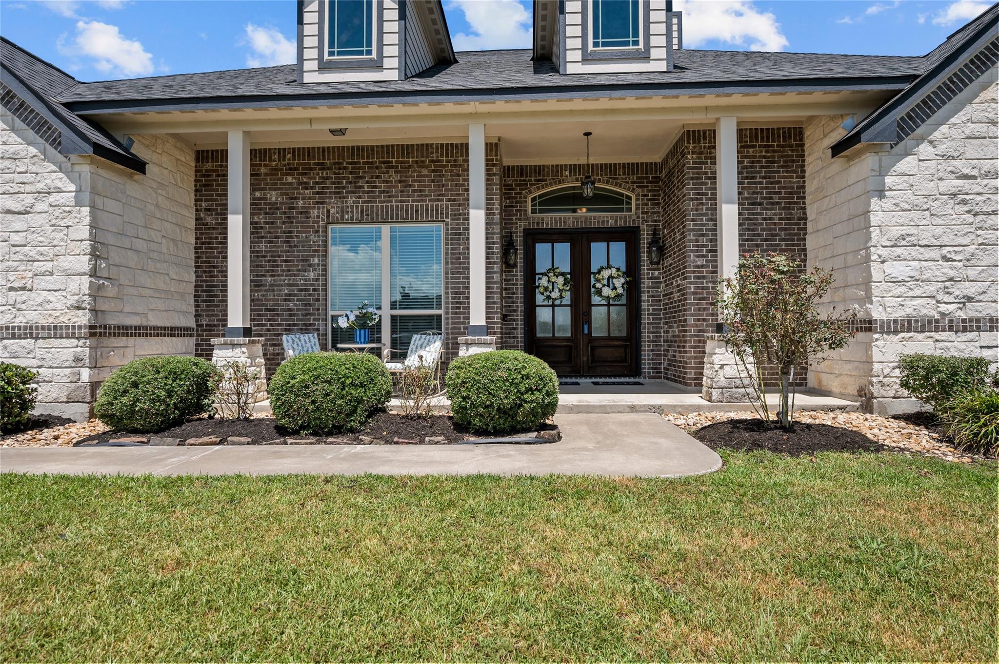 6726 Mulberry Bayou Drive