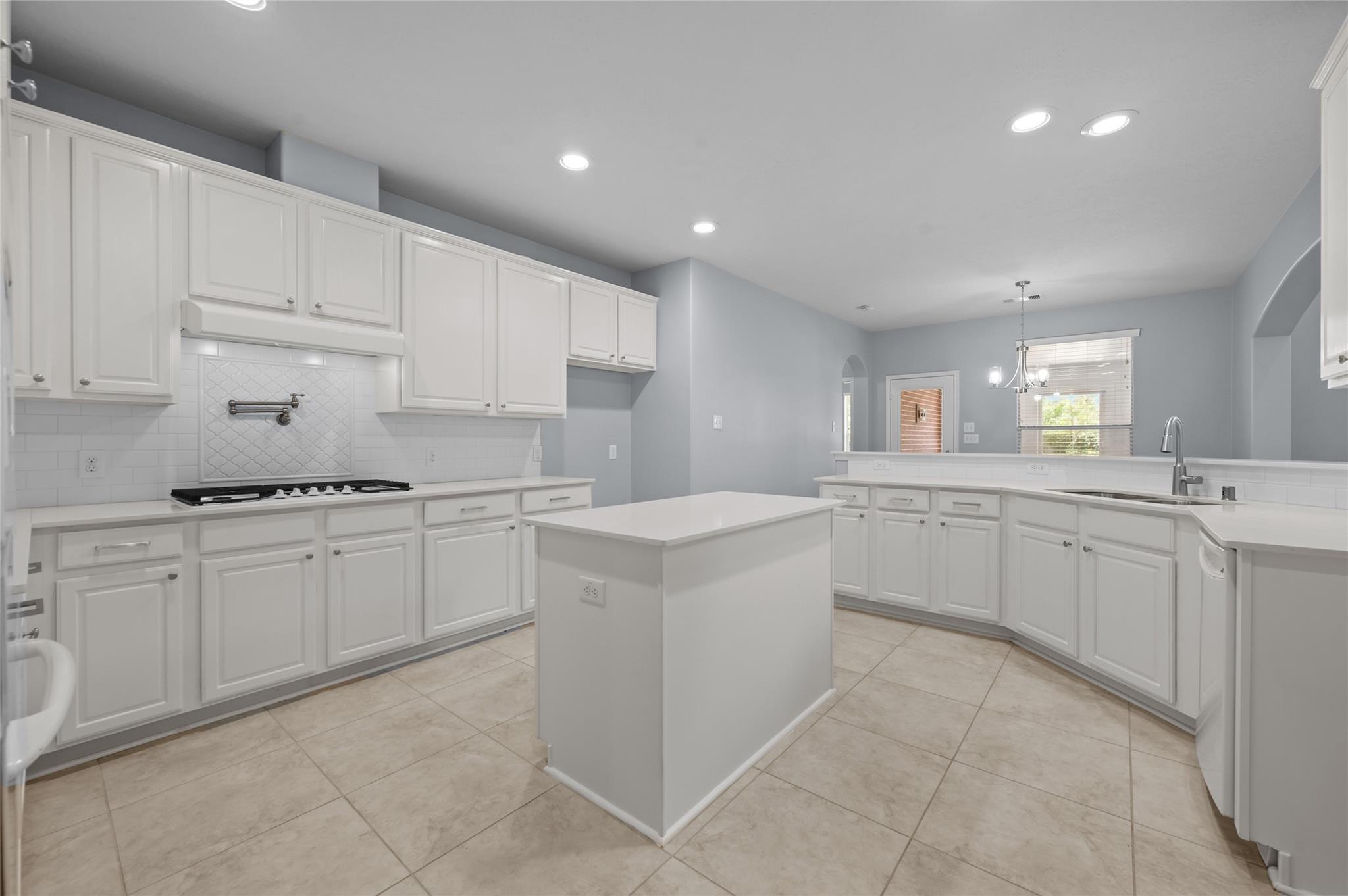 14903 High Meadow Lane