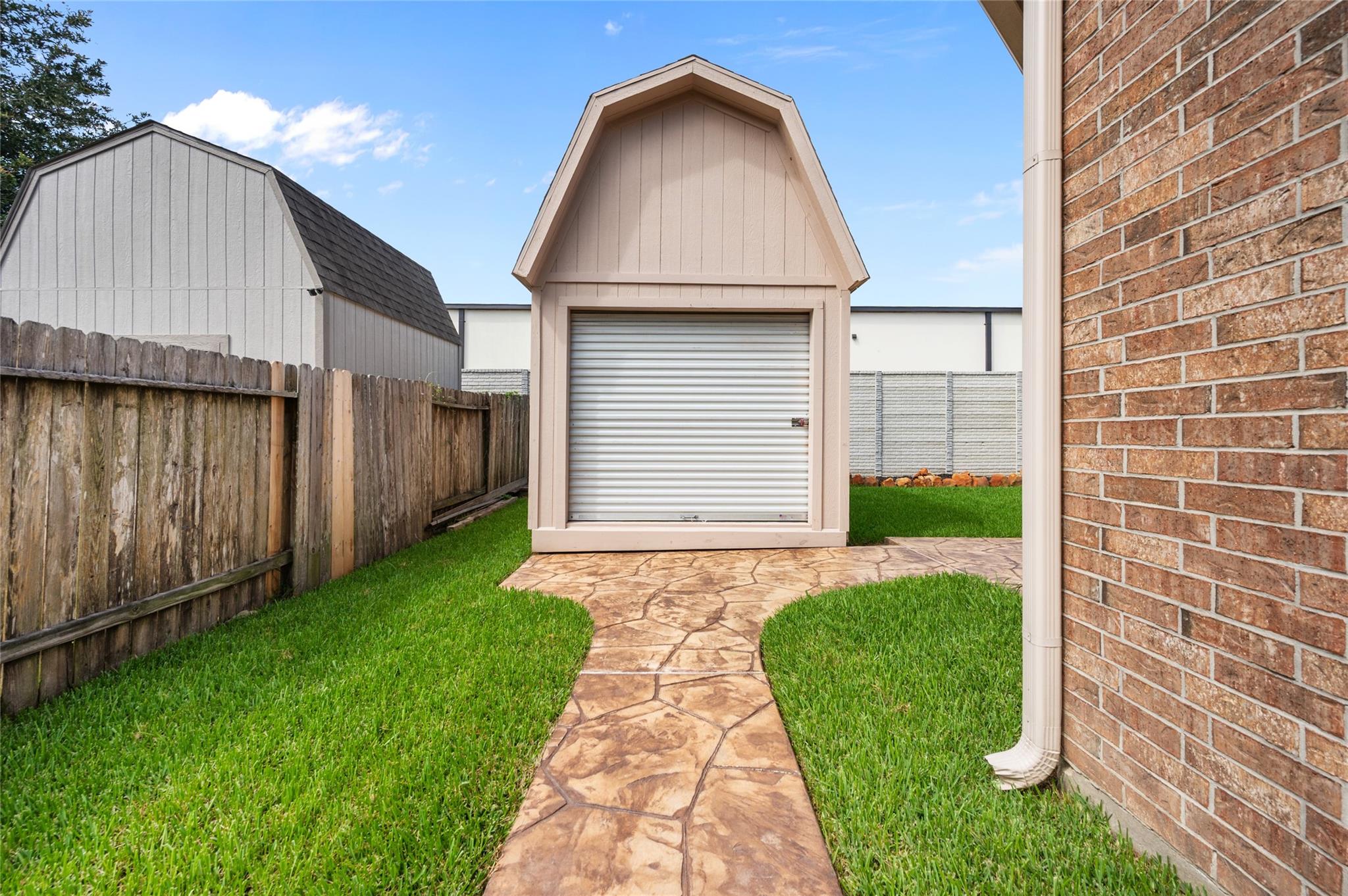 12411 Emerald Lane