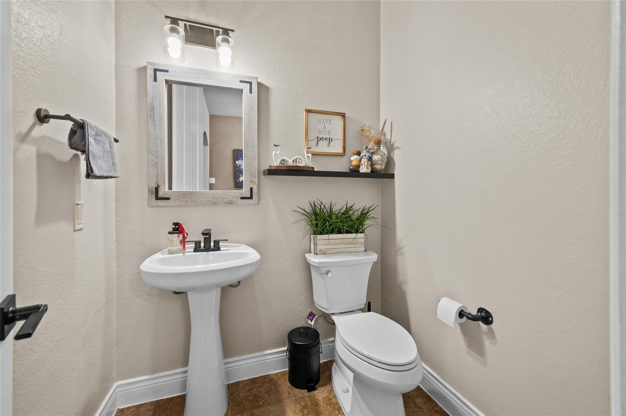 12411 Emerald Lane