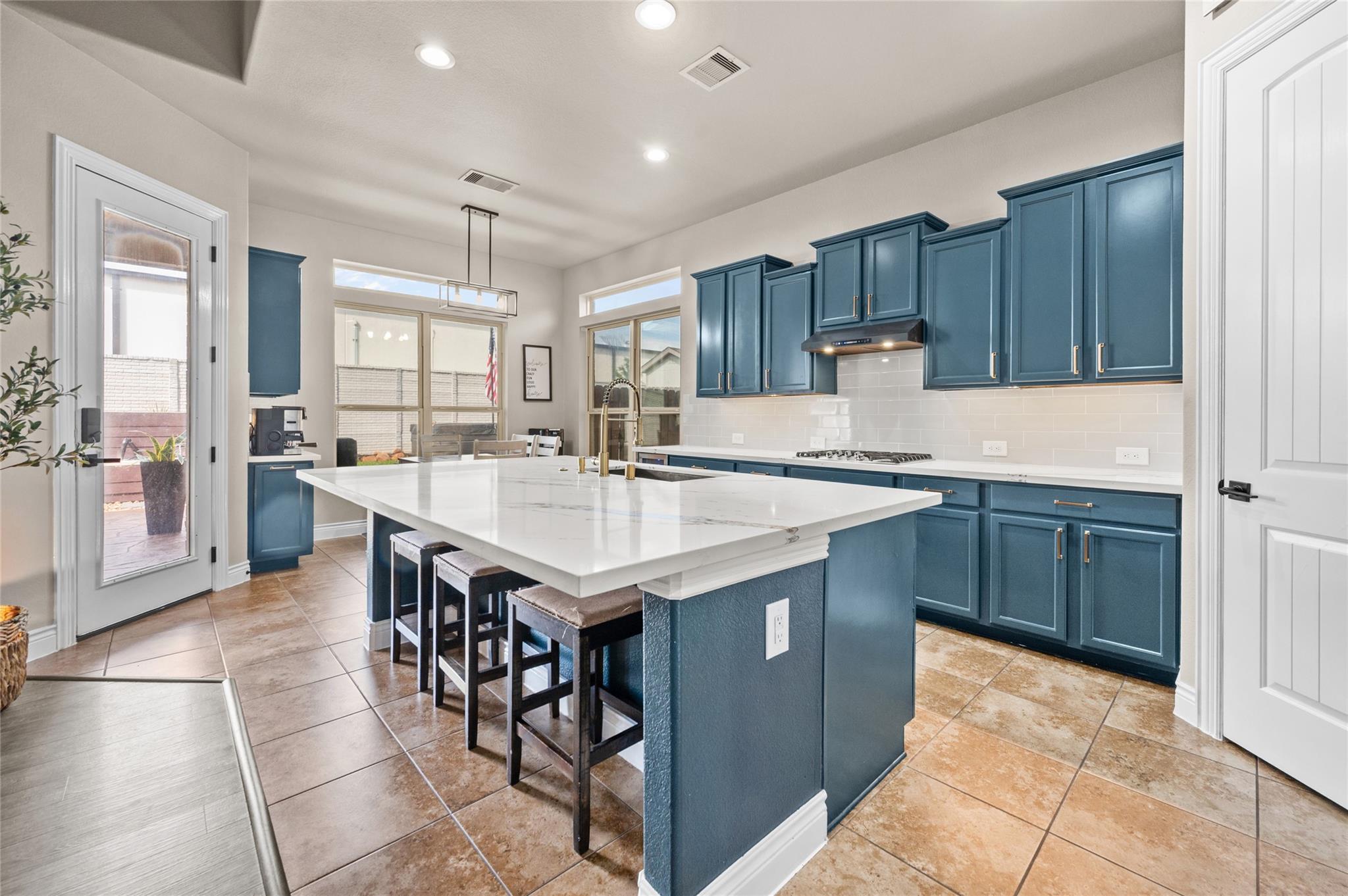 12411 Emerald Lane