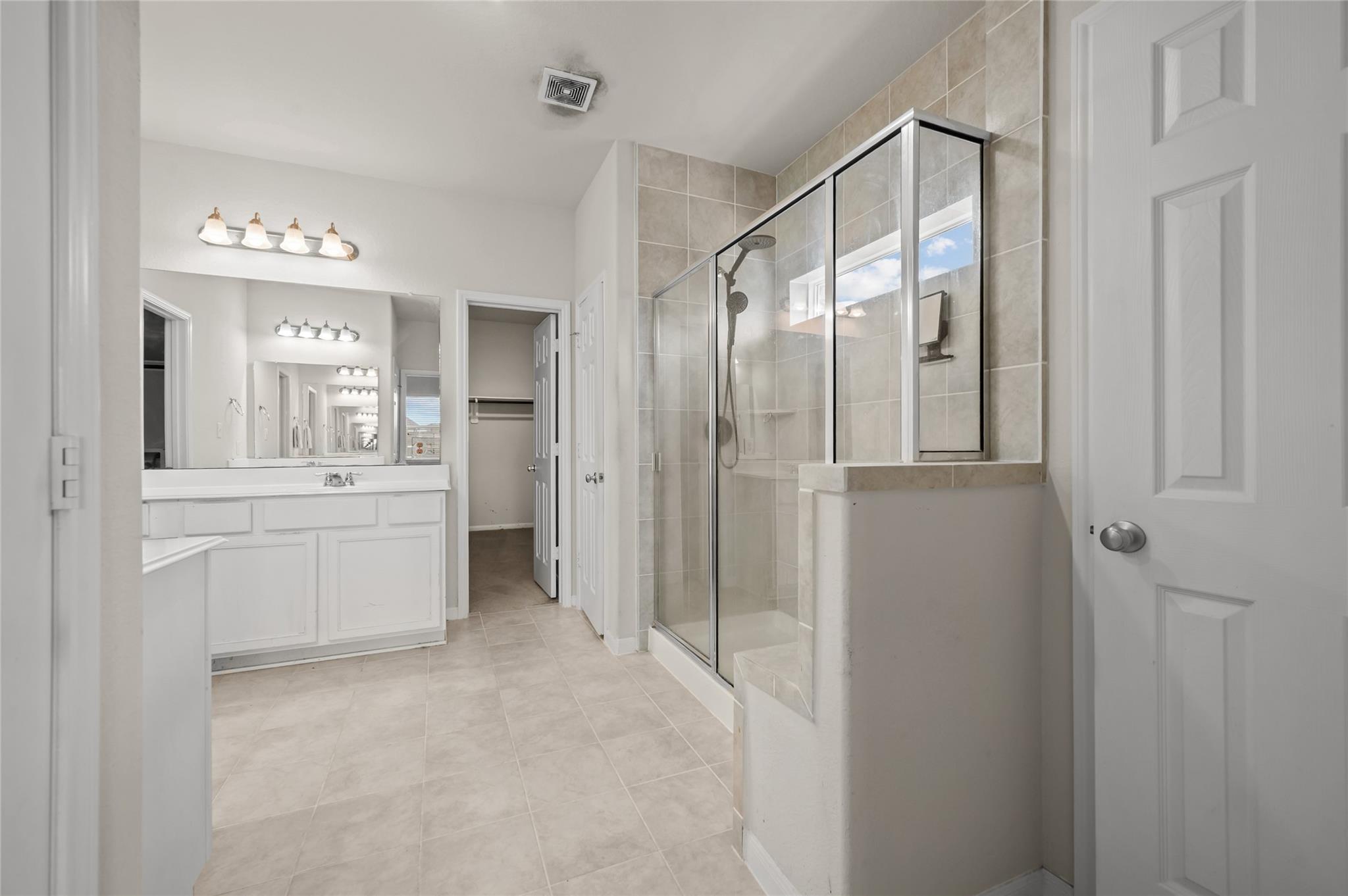 4822 Bay Vista Drive