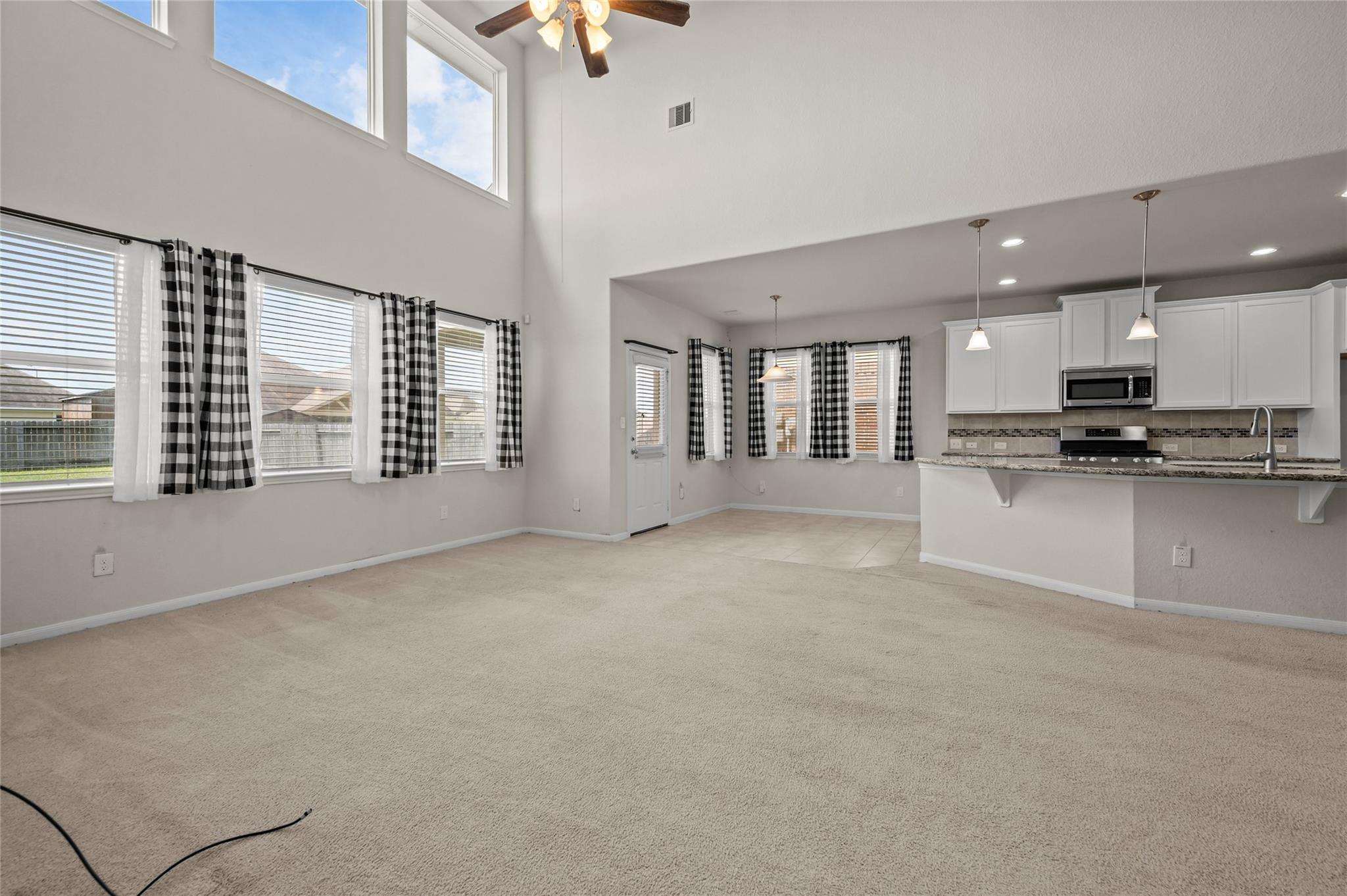 4822 Bay Vista Drive