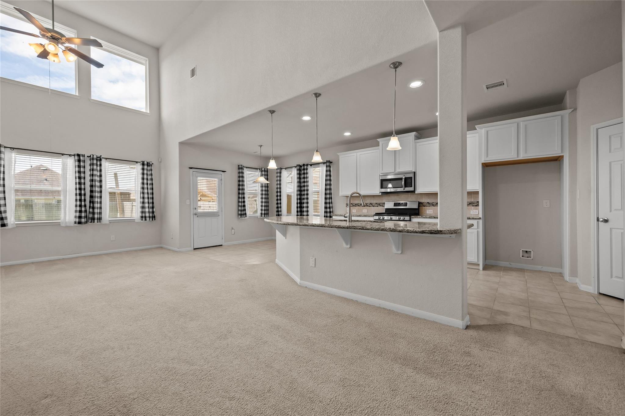 4822 Bay Vista Drive