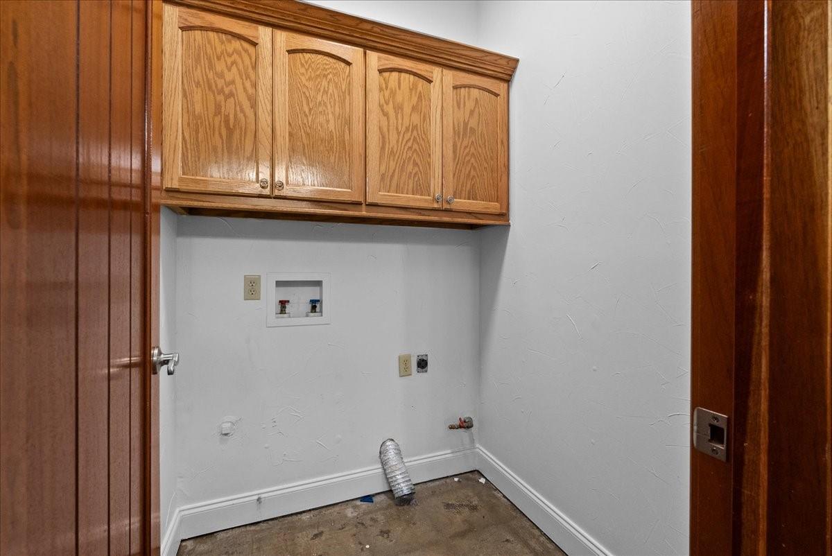 15722 Fm 2354