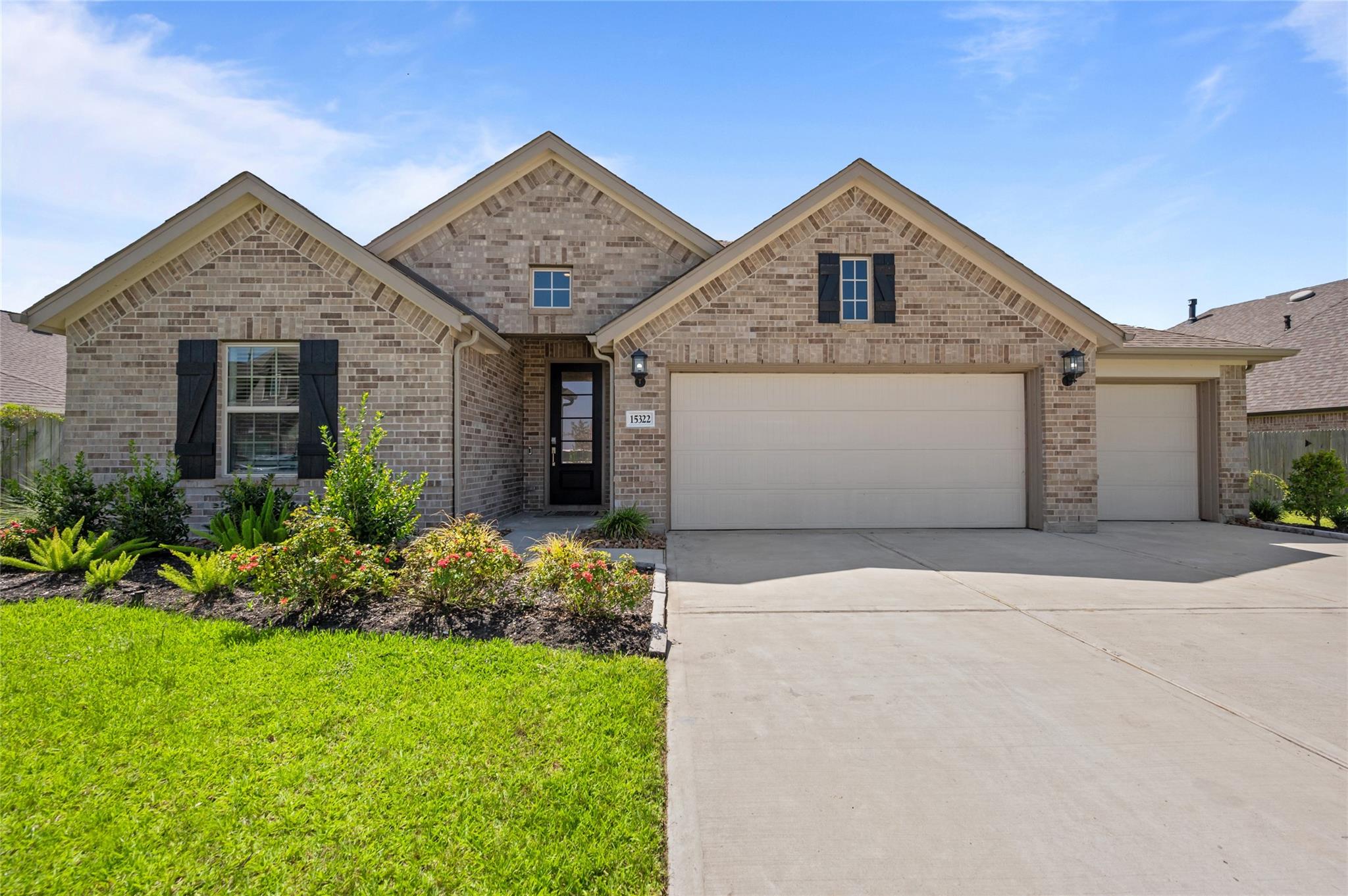 15322 Lake Front Drive