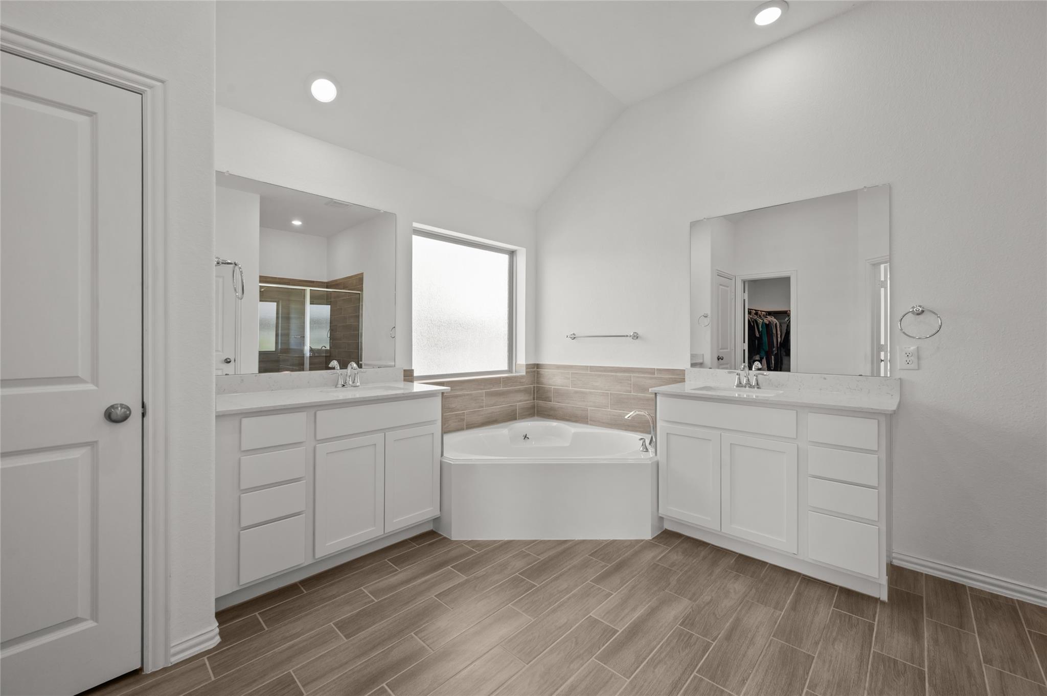 15322 Lake Front Drive