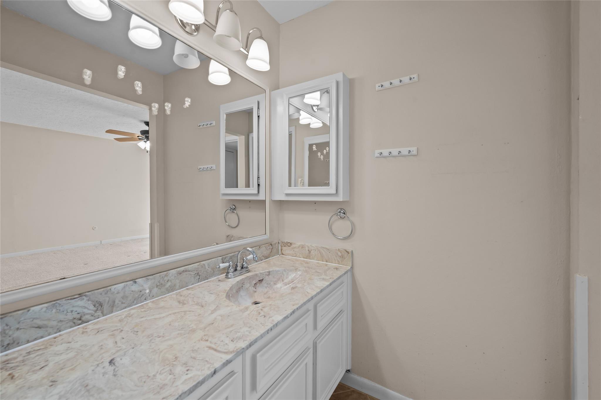 1303 Town Circle # 4