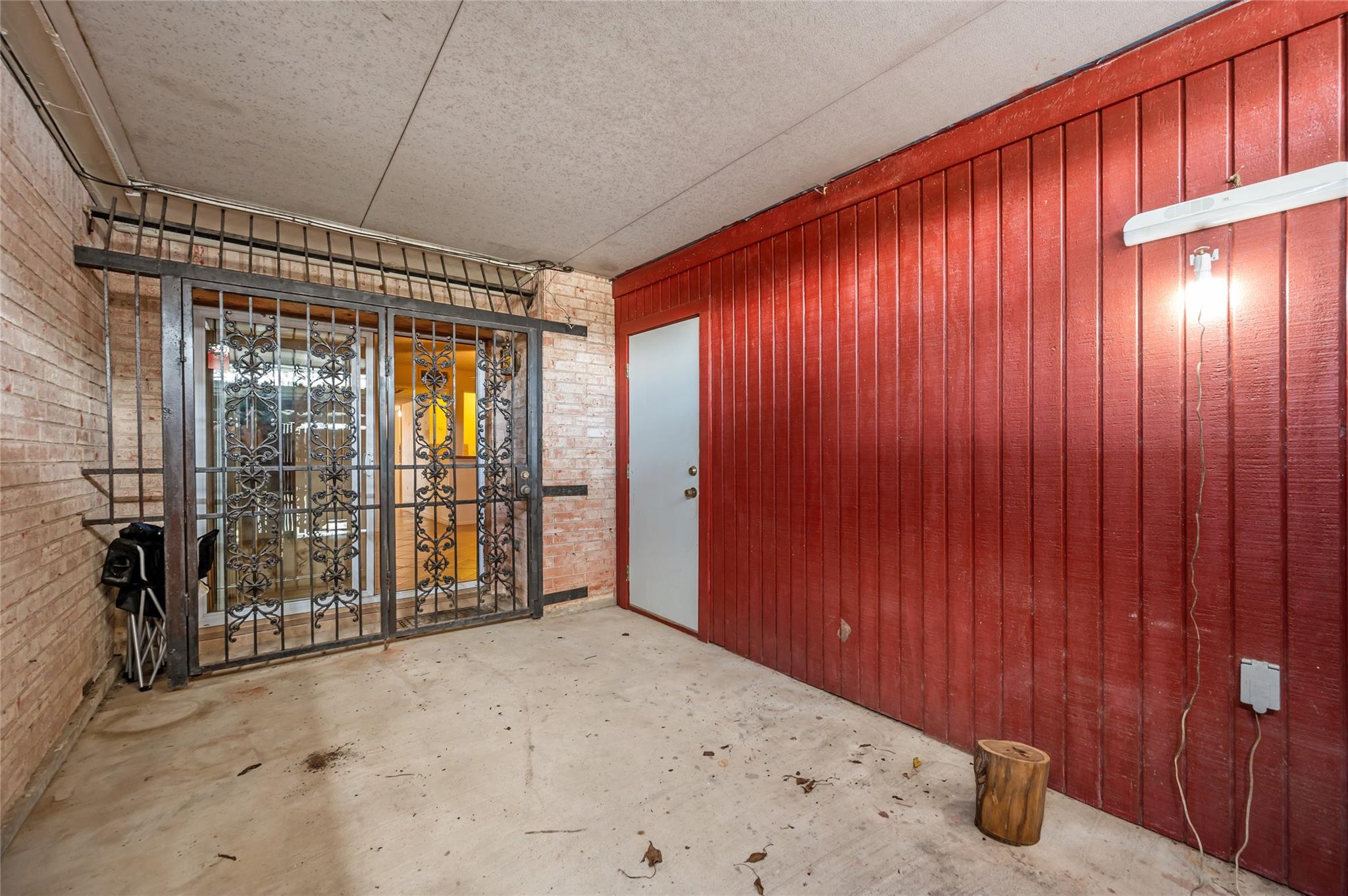 1303 Town Circle # 4