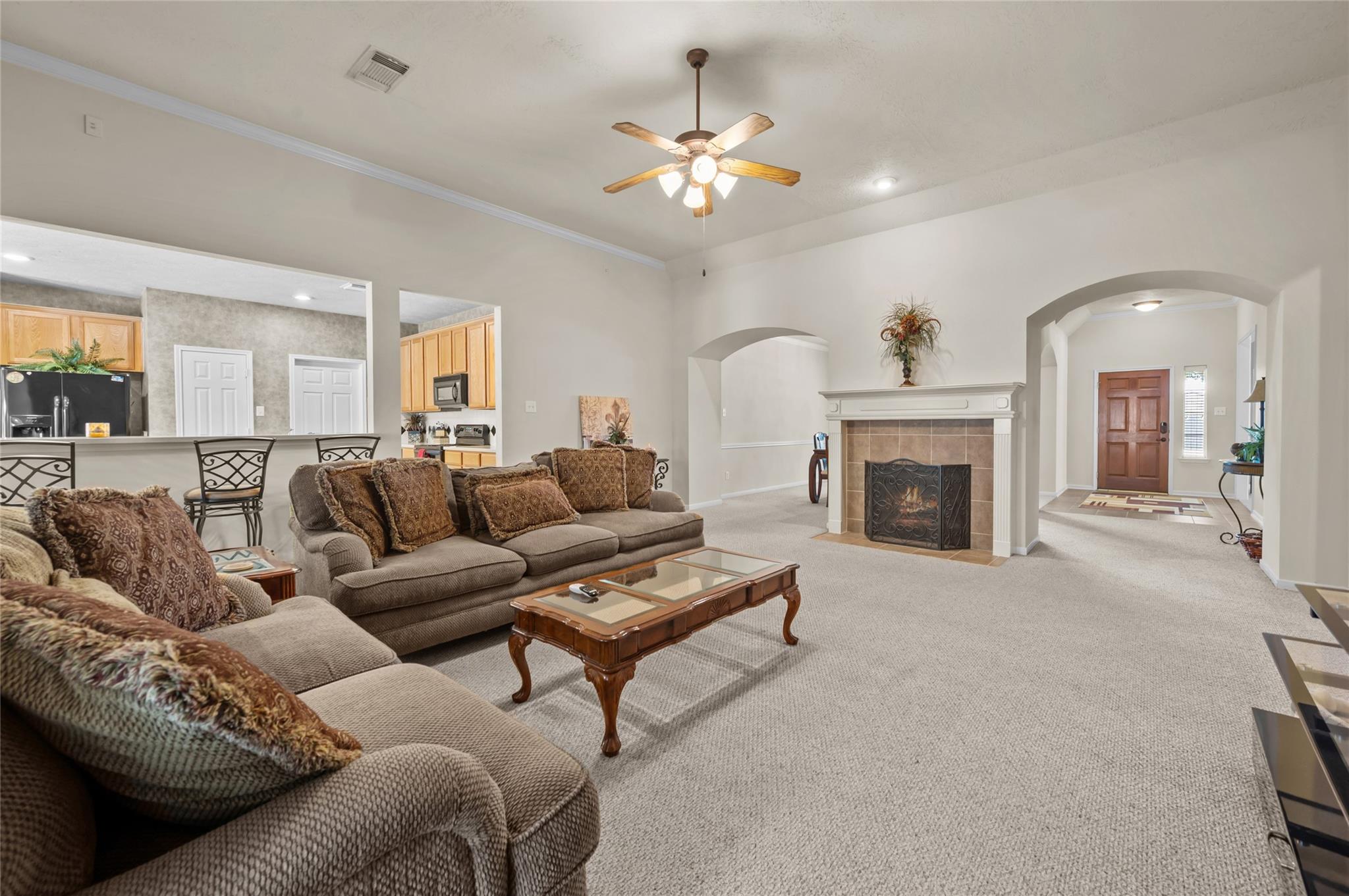 5115 Cove Creek