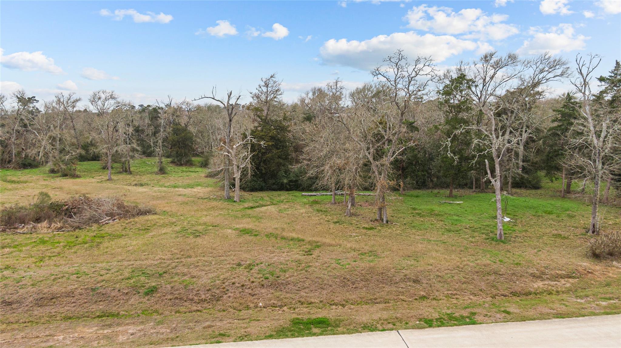 4728 Dutton Lake Drive