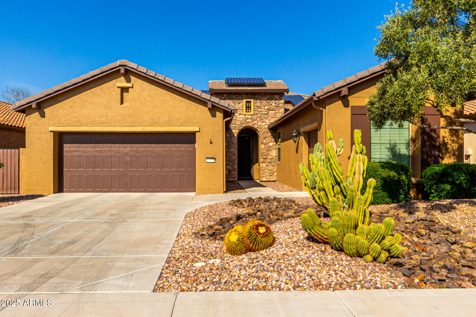 16390 W SHEILA Lane