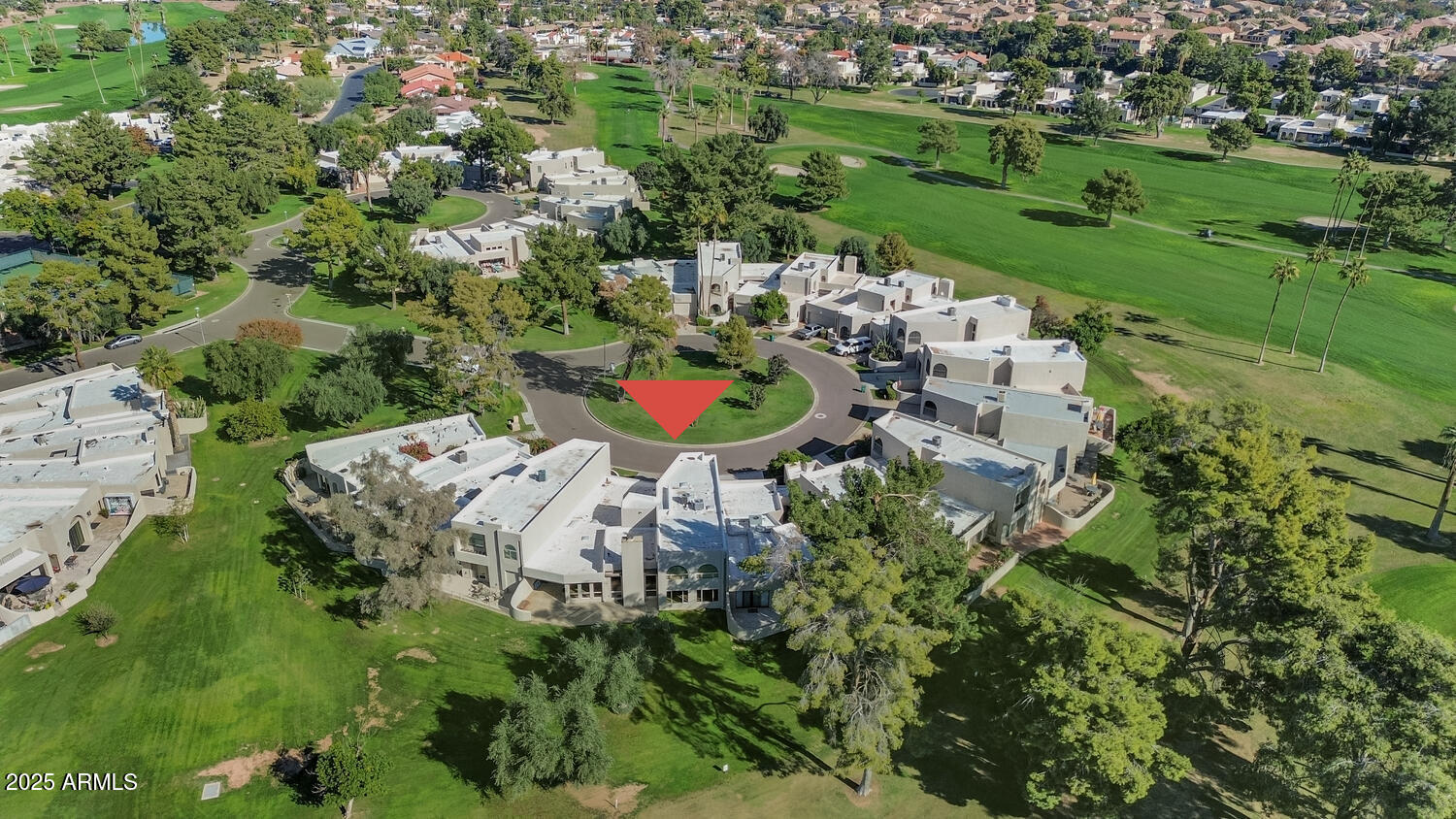 1035 N VISTA VERDE