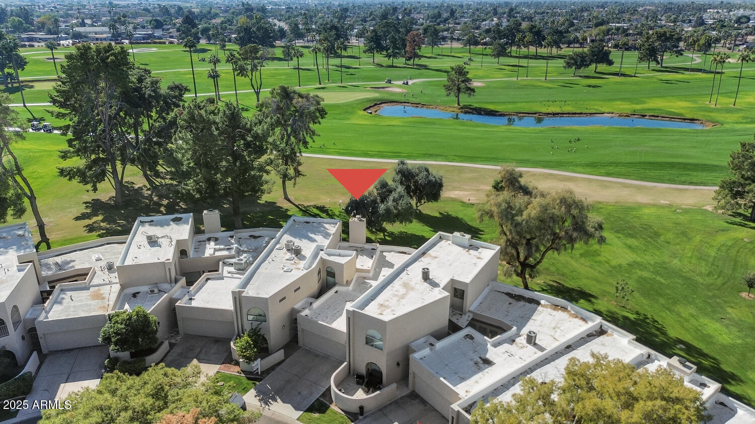 1035 N VISTA VERDE