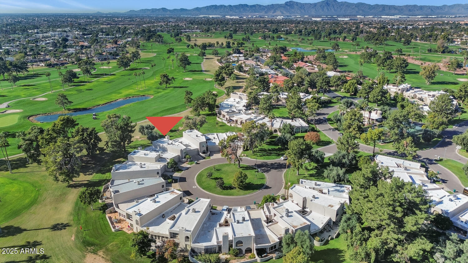 1035 N VISTA VERDE