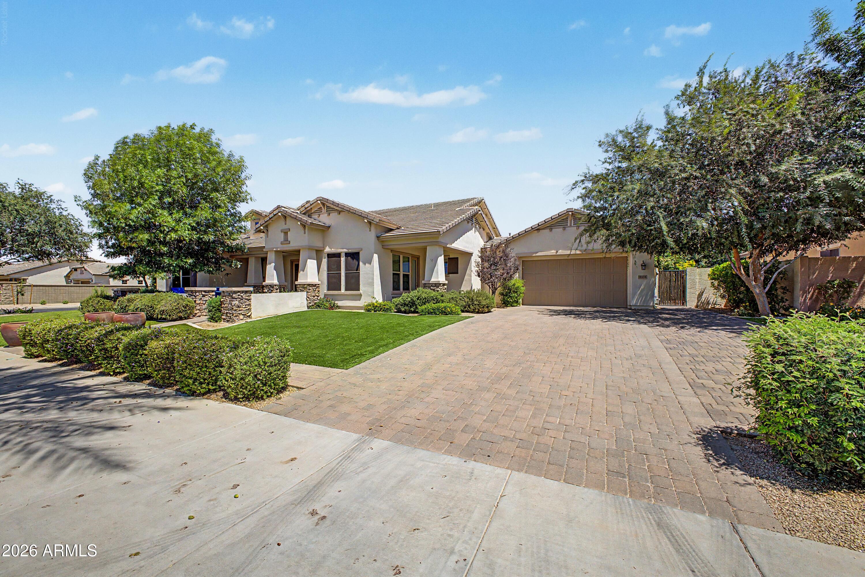 14606 W Village Parkway