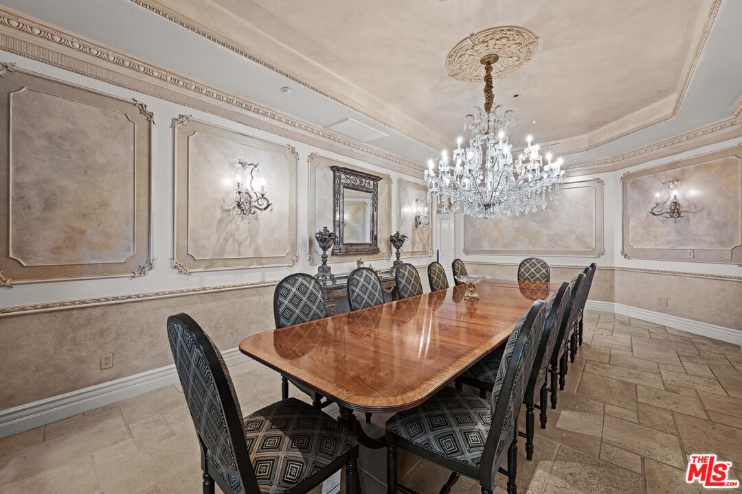 1575 Alexis Pl