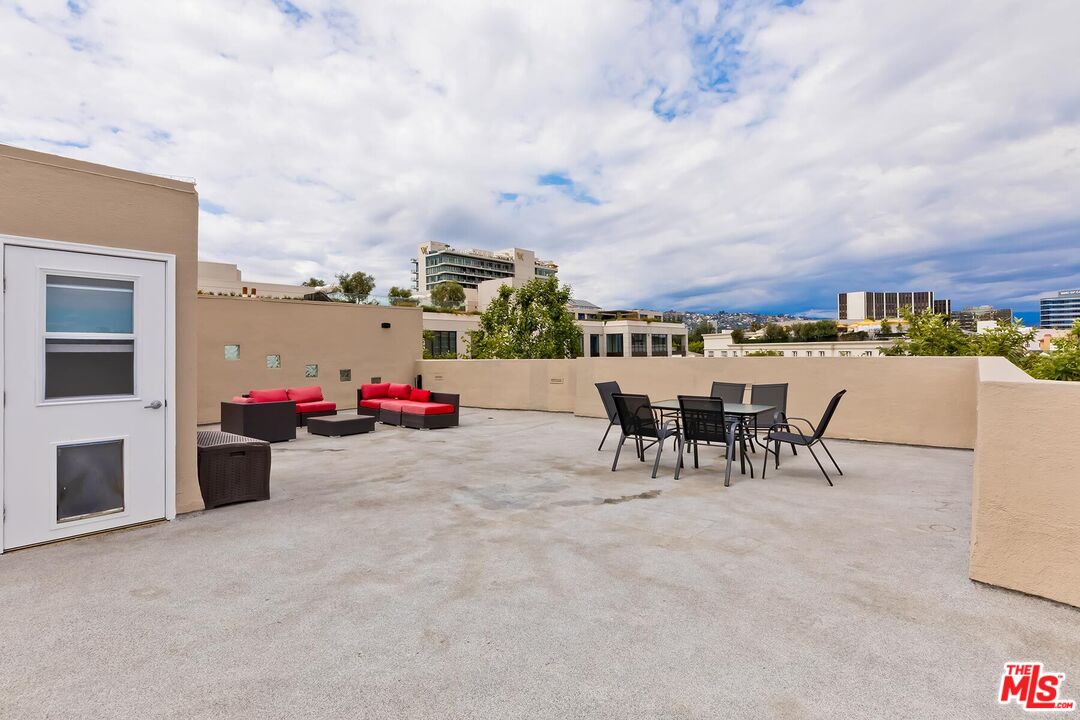 9921 Durant Dr Unit: 2