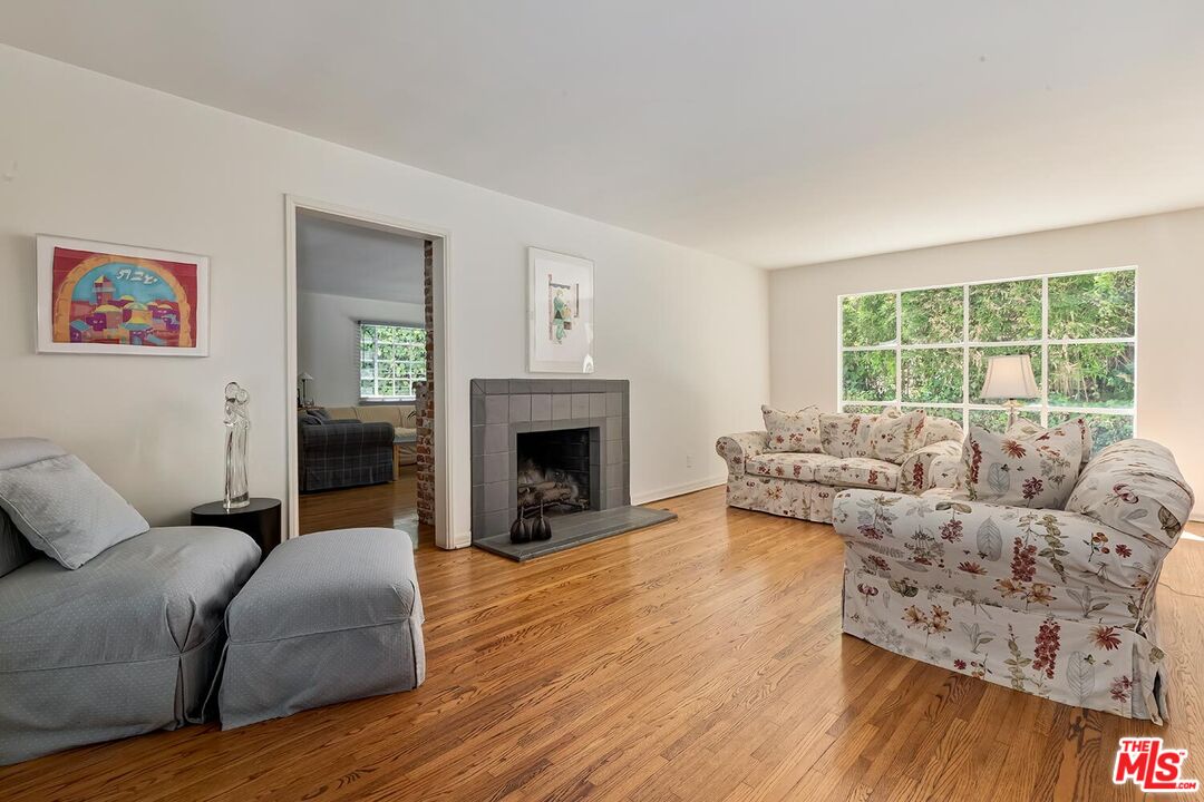 1041 Chantilly Rd