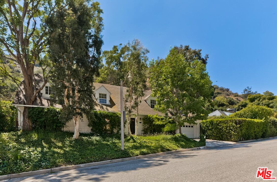 1041 Chantilly Rd