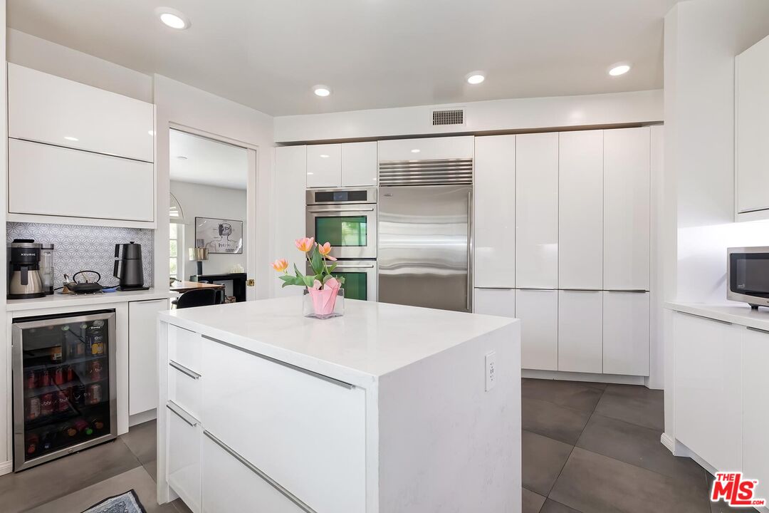 9921 Durant Dr Unit: 2