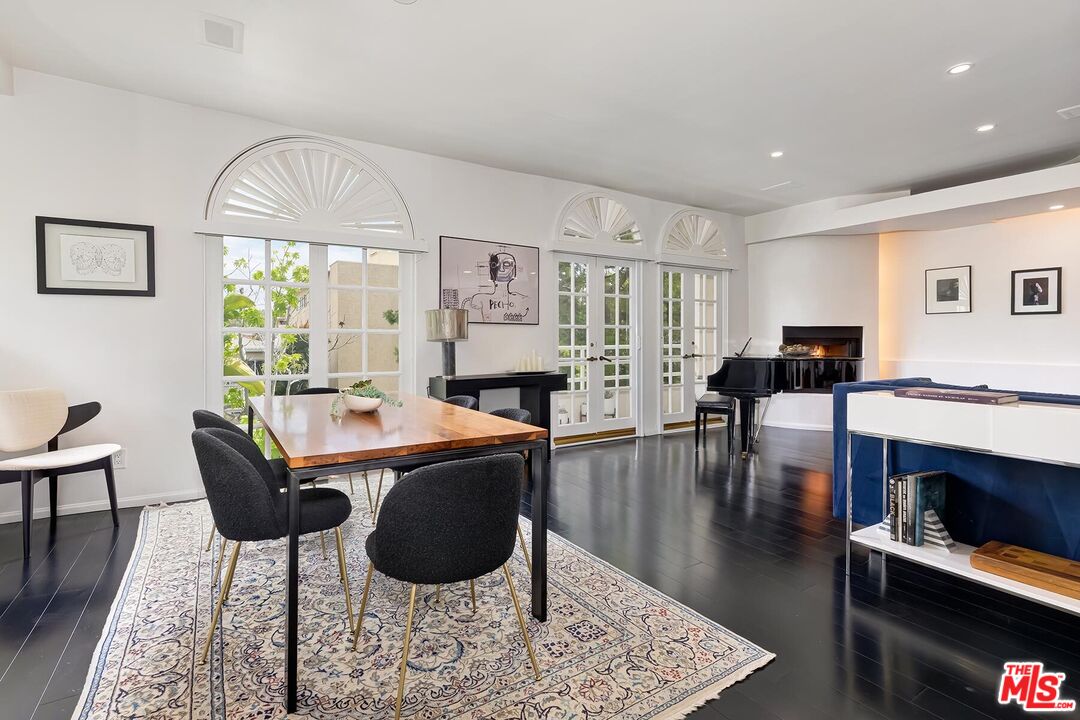 9921 Durant Dr Unit: 2