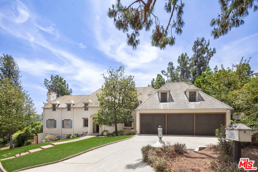 1280 Monte Cielo Dr Beverly Hills CA
