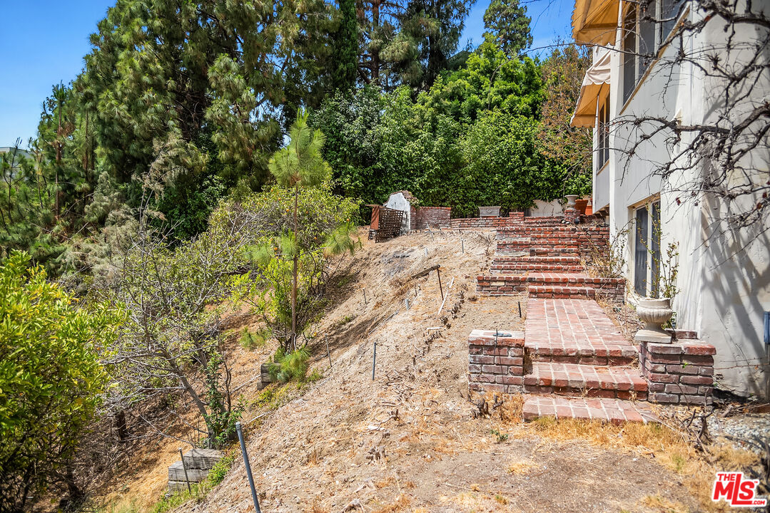 1280 Monte Cielo Dr