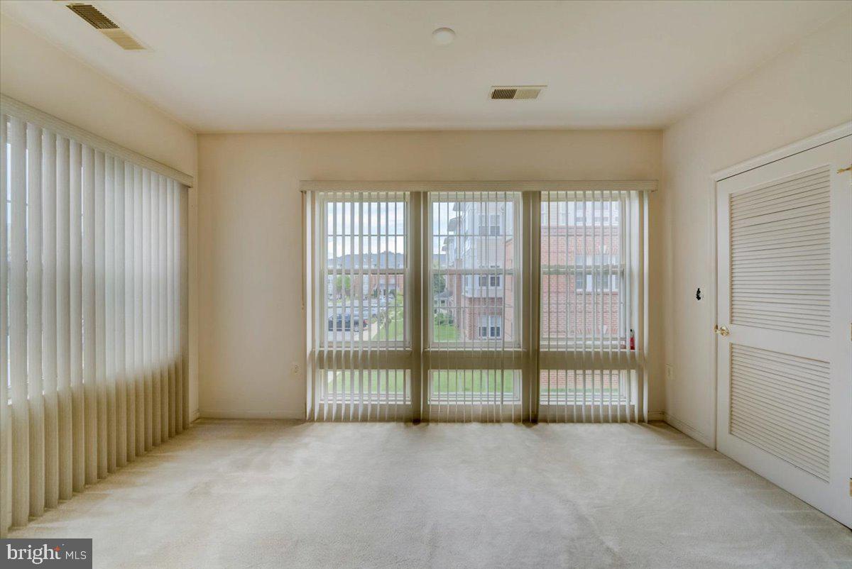 13216 Fox Bow Dr #206