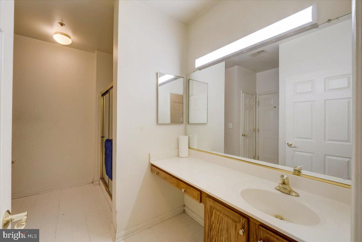 13216 Fox Bow Dr #206