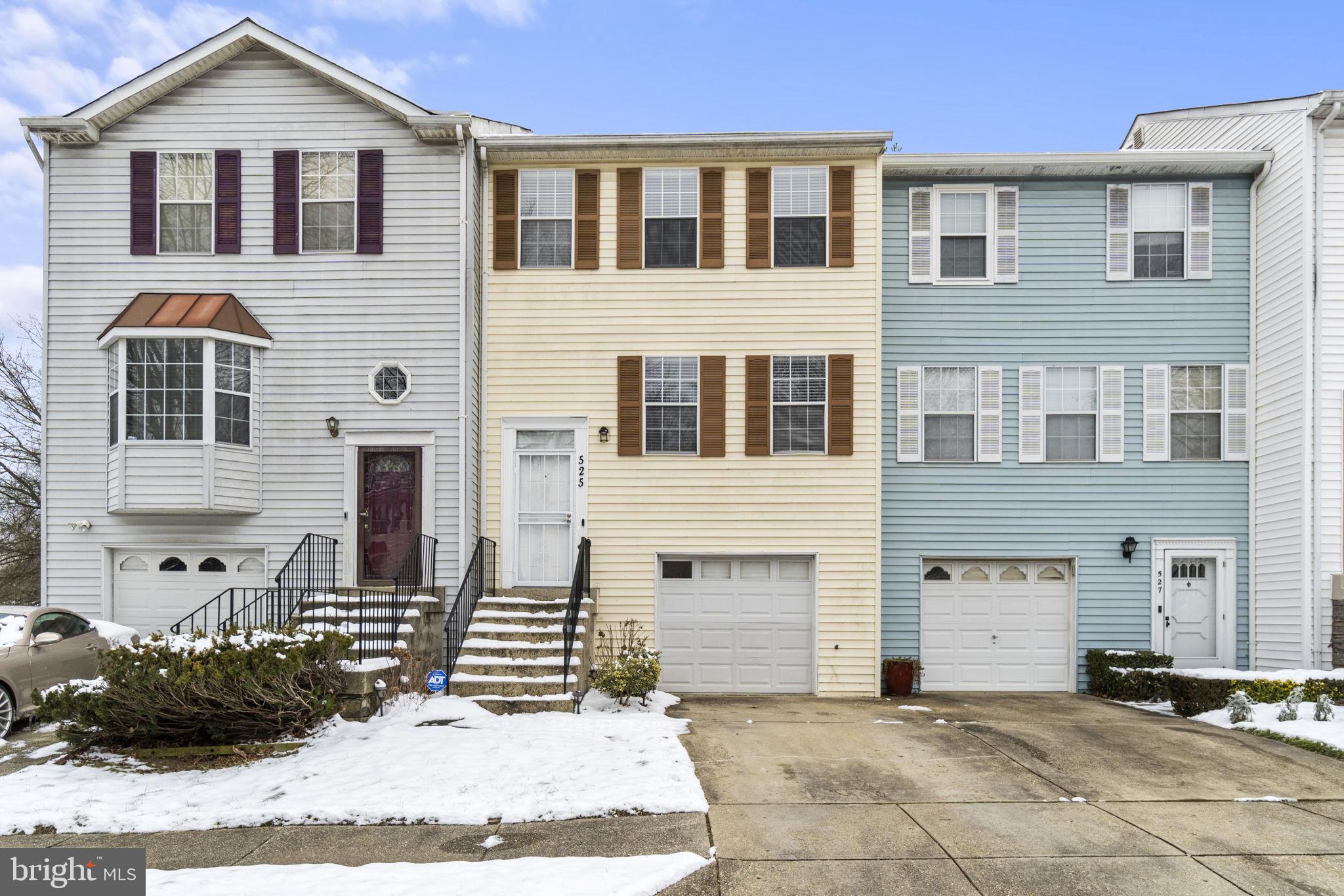 525 Mount Lubentia Ct W