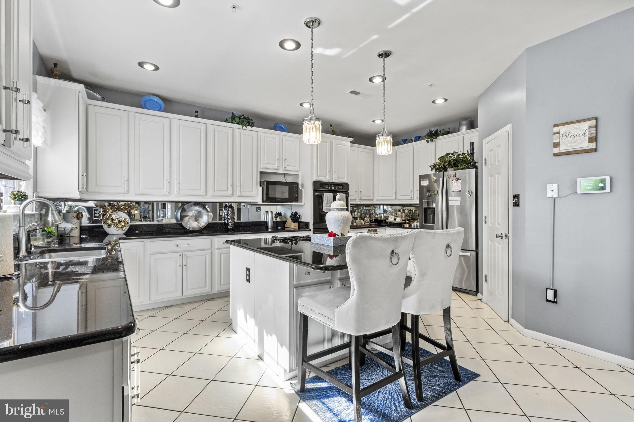 10211 Rockview Ter