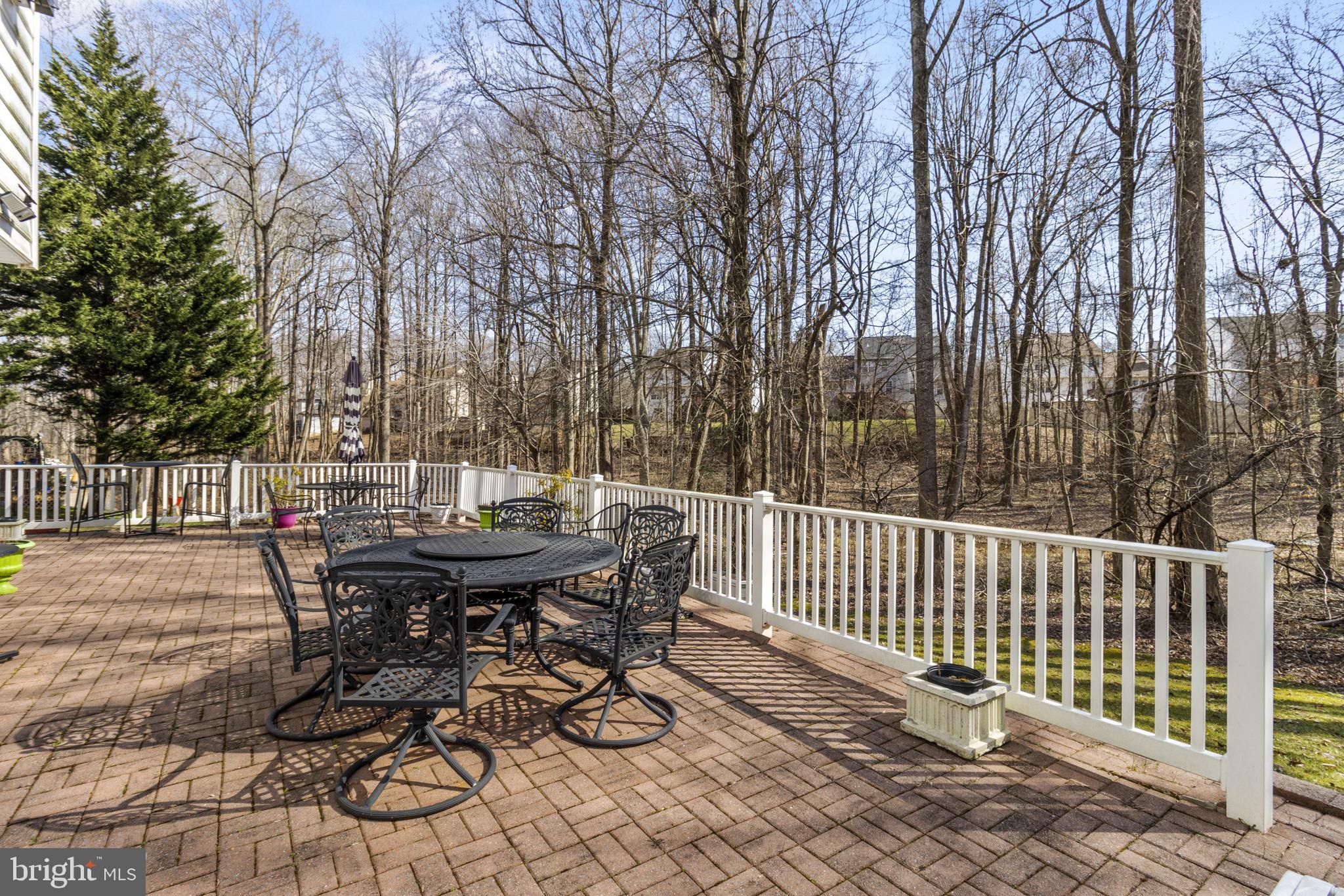 10211 Rockview Ter