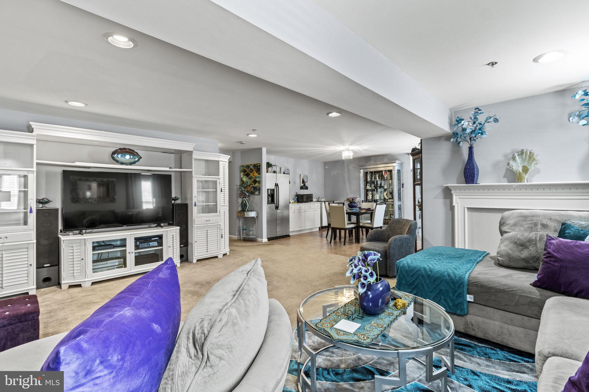 10211 Rockview Ter