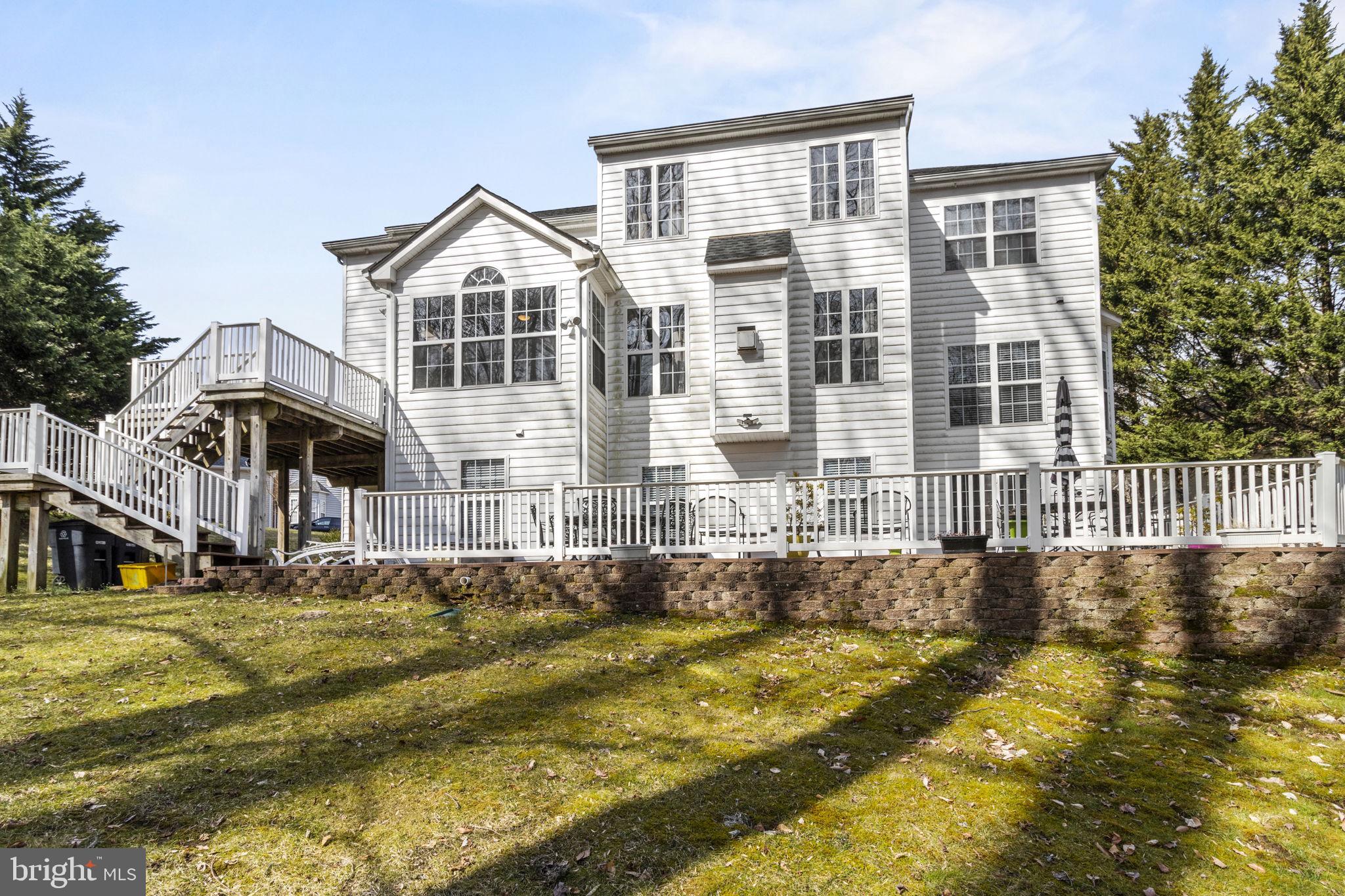 10211 Rockview Ter
