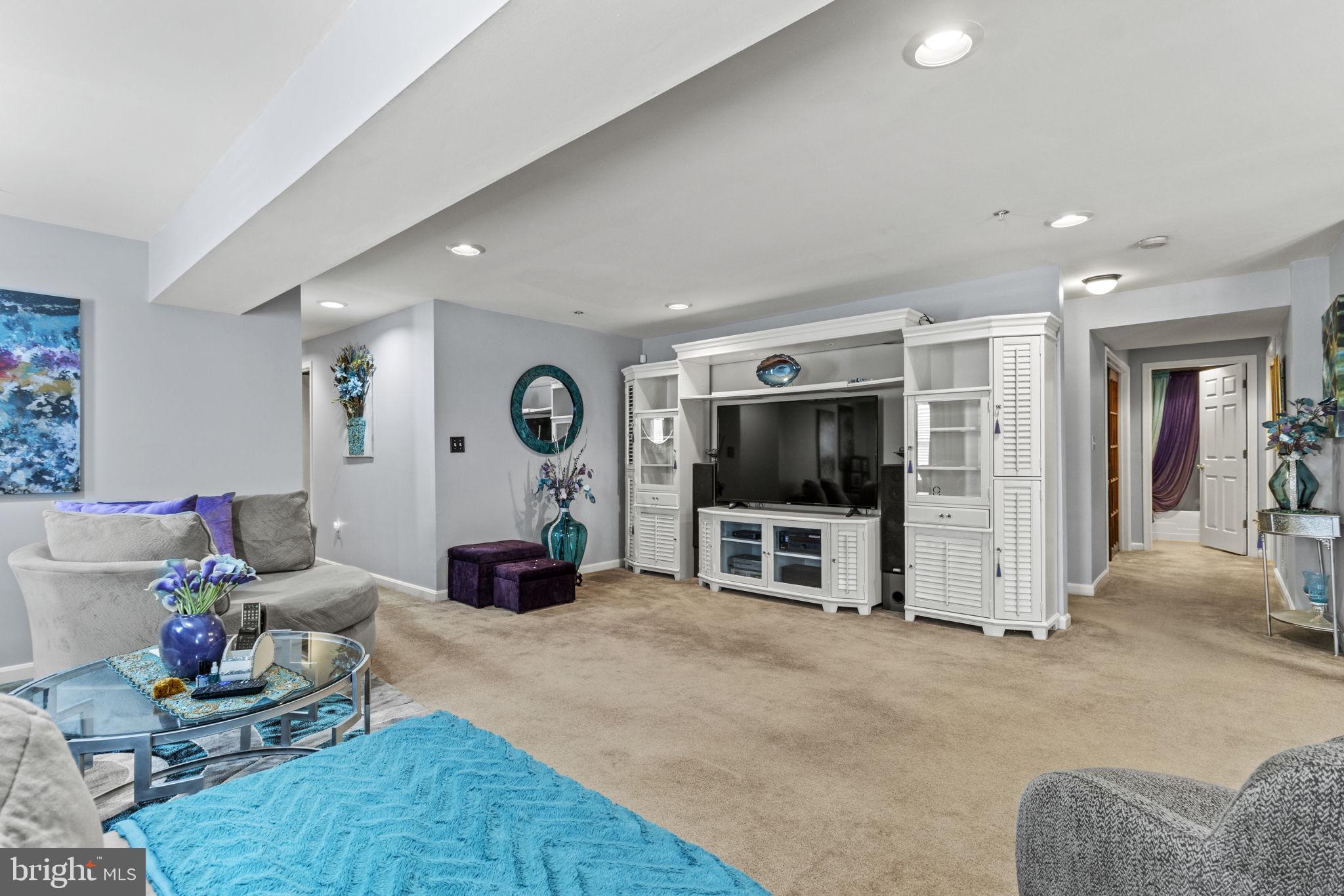 10211 Rockview Ter