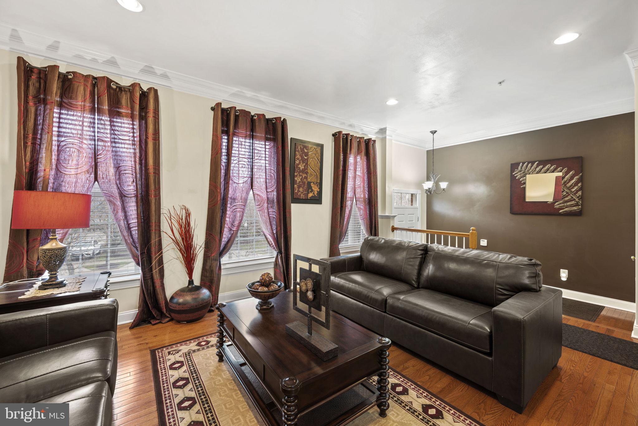 4239 Chariot Way