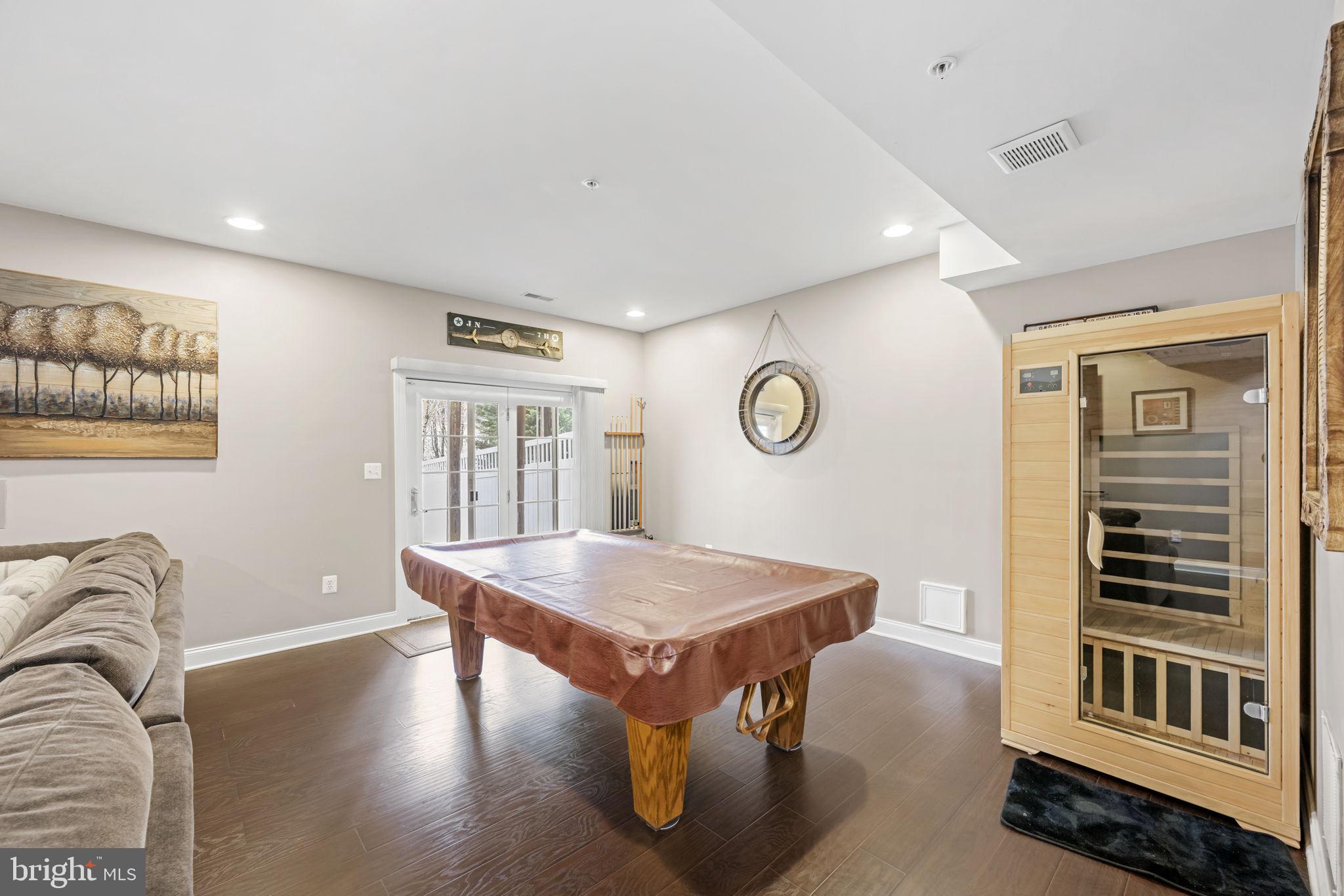 4239 Chariot Way
