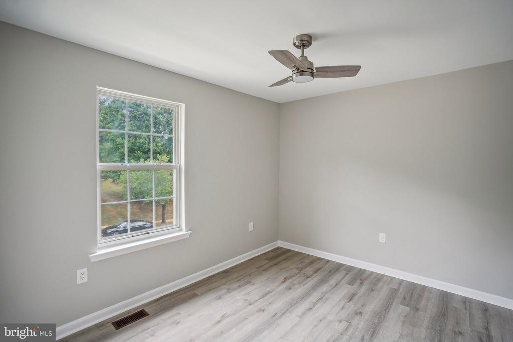 1607 Brakefield Ct