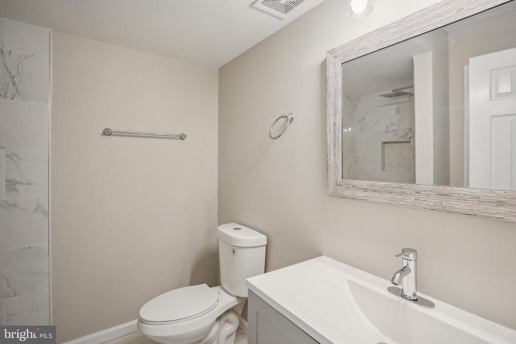 1607 Brakefield Ct