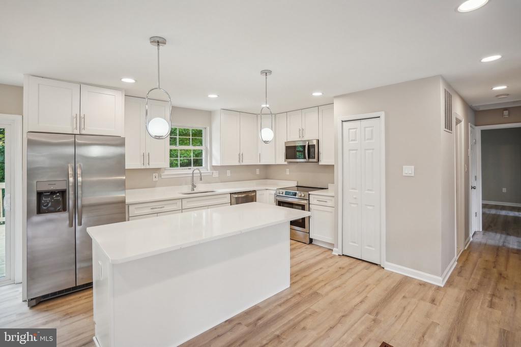 1607 Brakefield Ct