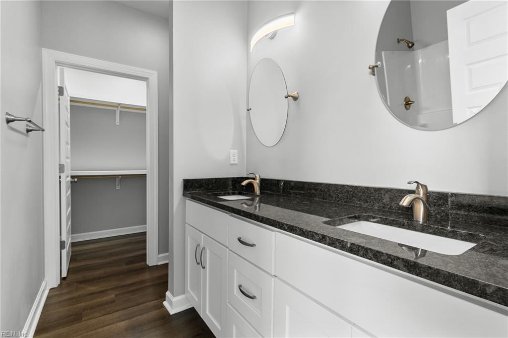 100 Staysail DR