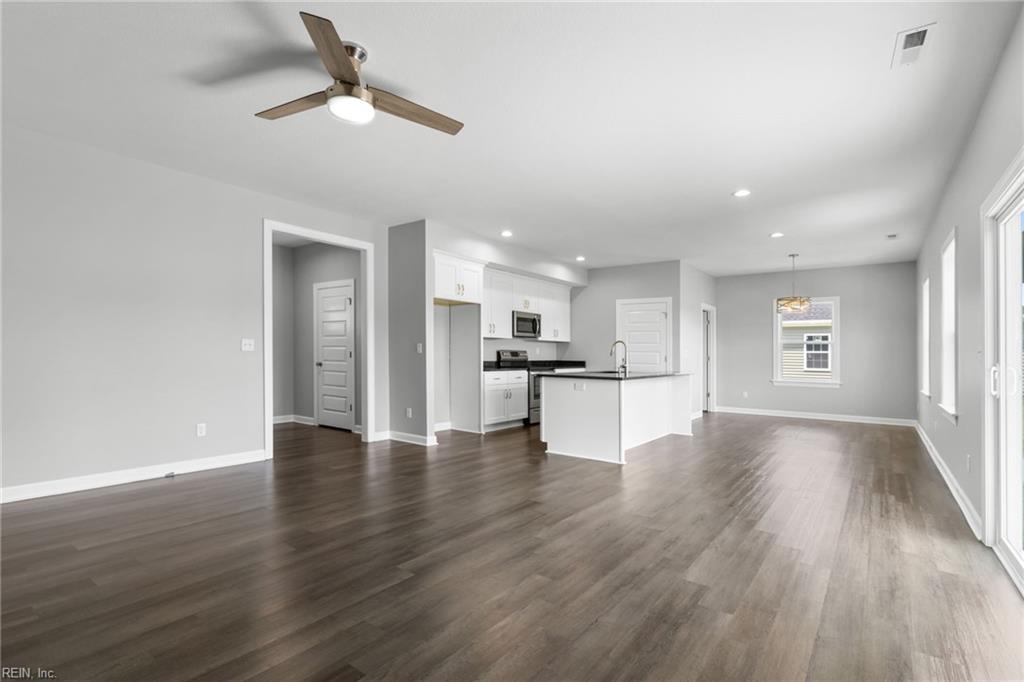 100 Staysail DR