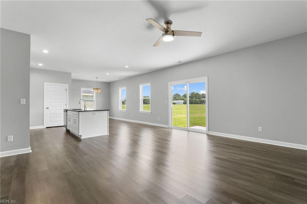 100 Staysail DR