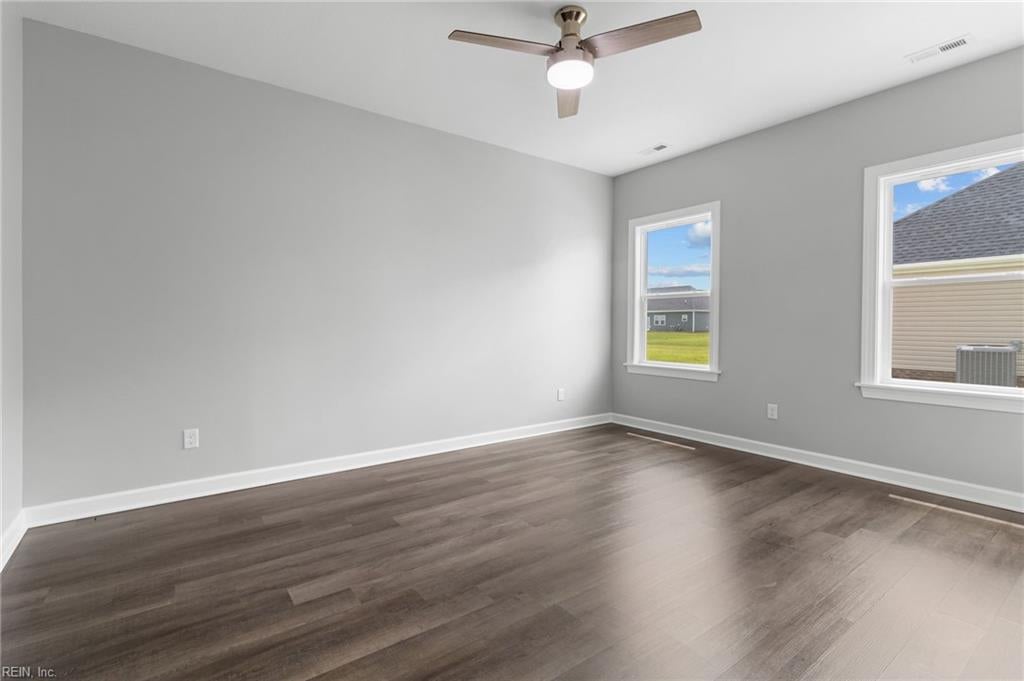 100 Staysail DR