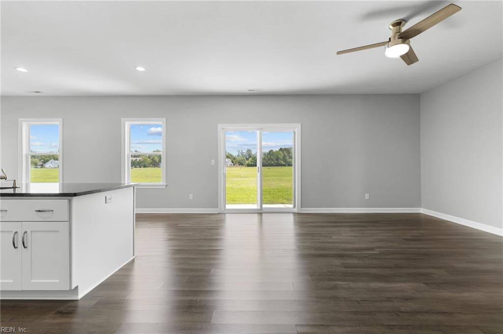 100 Staysail DR
