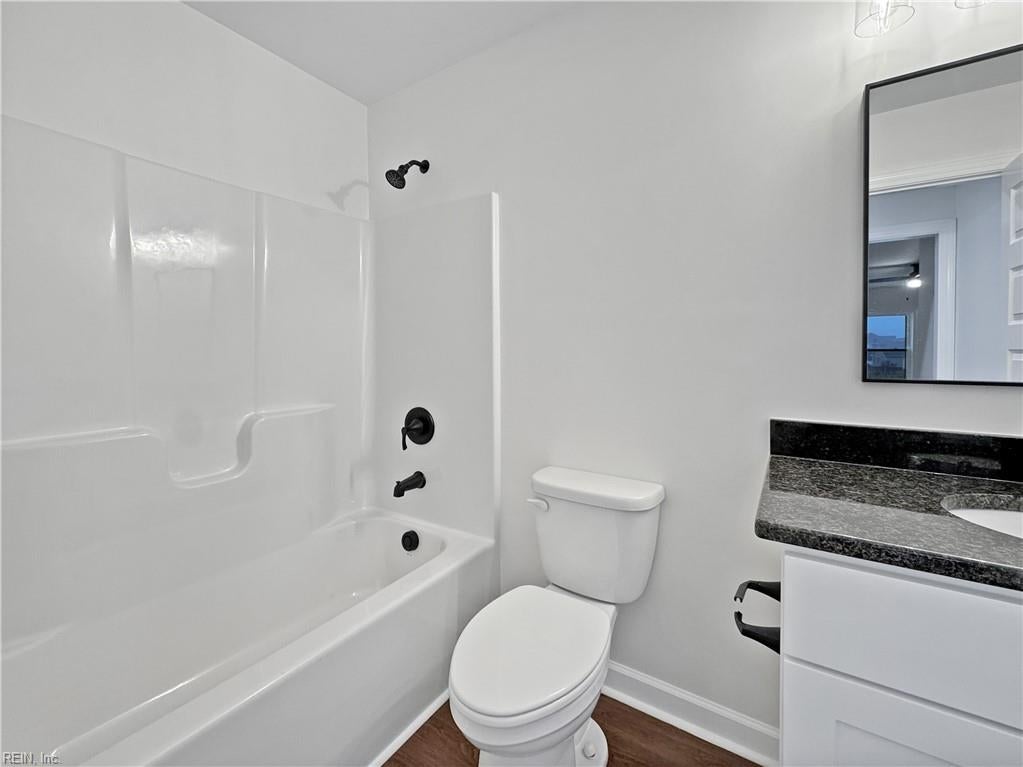 105 Lands End DR