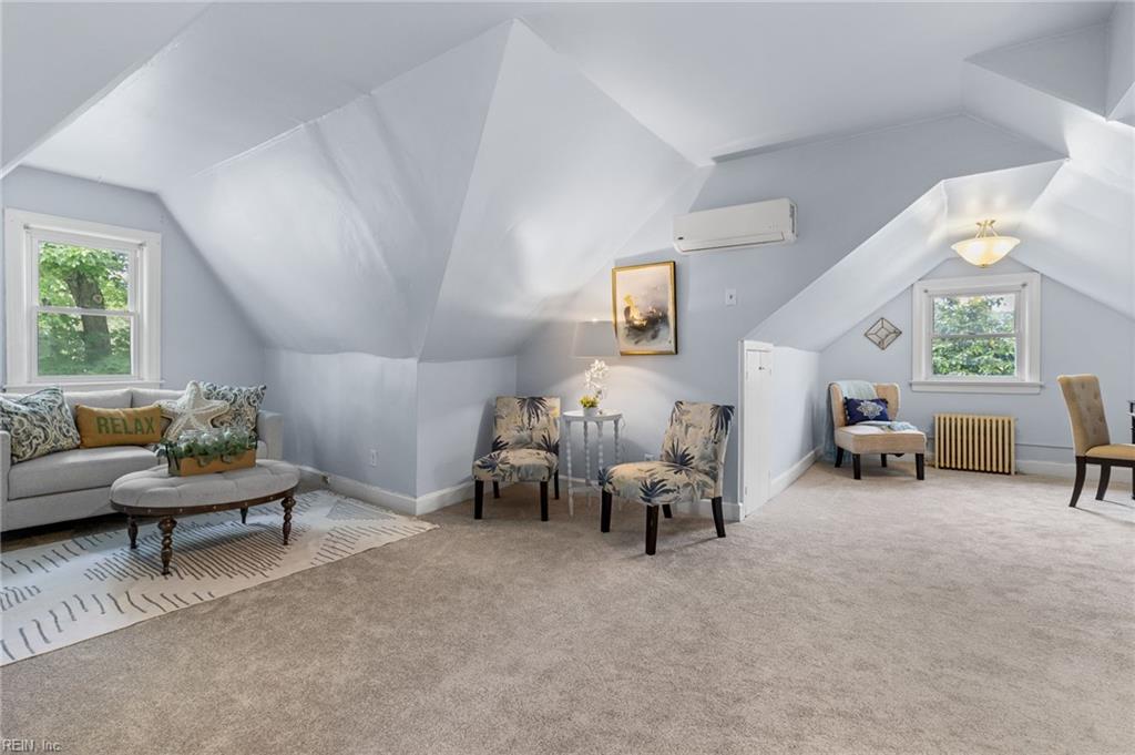 3730 Lenoir CIR